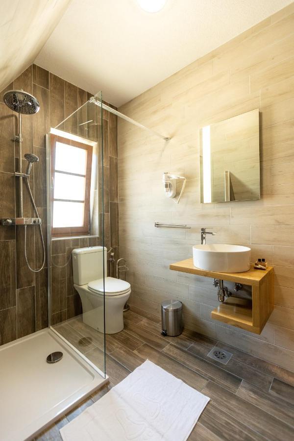 B&B Plitvica Hill ปลิตวิตซาเซโล ภายนอก รูปภาพ